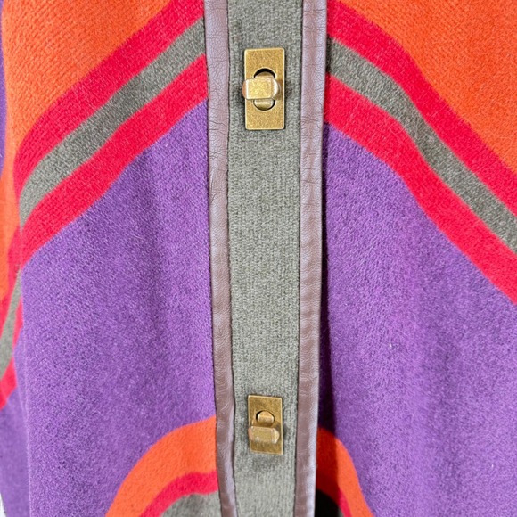 Cartonnier Medium women Wool Fur collar Cape Toggle Coat Olive chevron old money - Picture 7 of 14